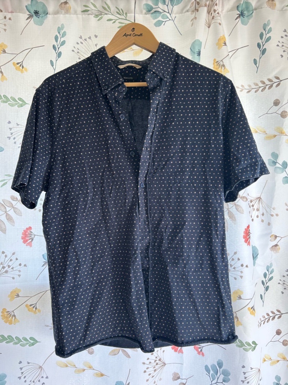 RW&CO. Navy Short-Sleeve Button-Down with Micro Dot Print